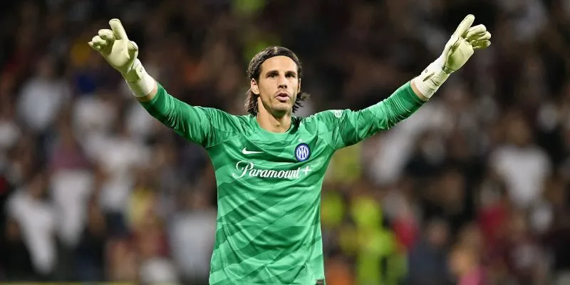 Cầu thủ Yann Sommer là một thủ môn tài ba người Thụy Sĩ